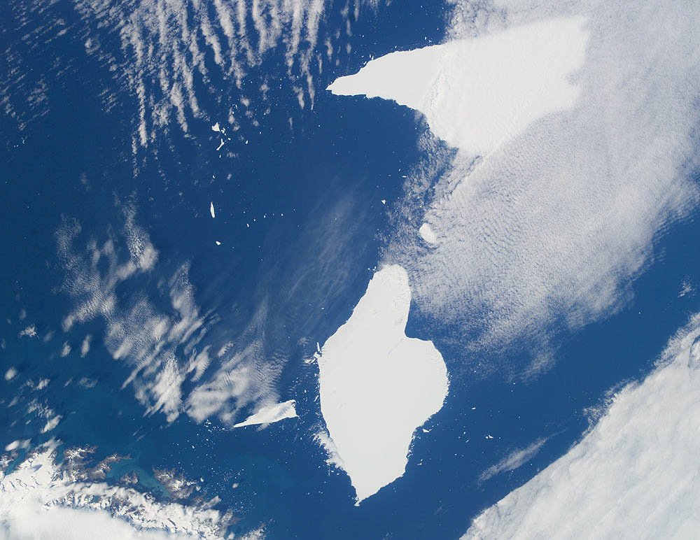 ISS008-E