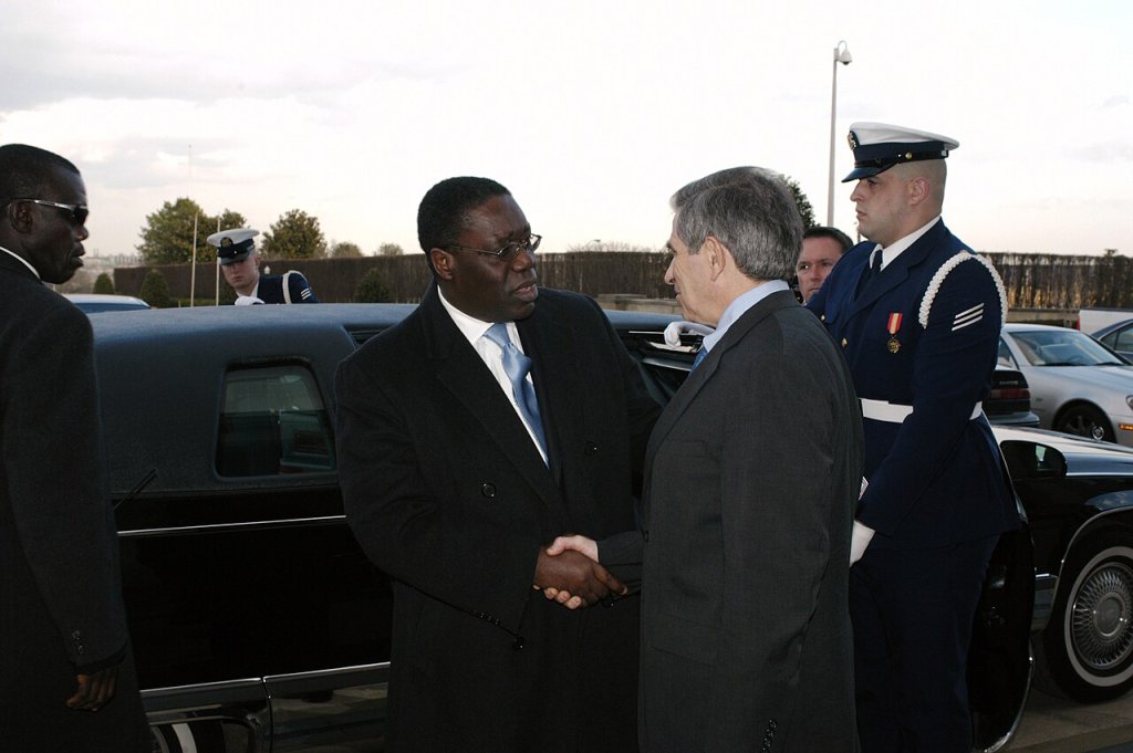 Gyude Bryant meets Paul Wolfowitz at the Pentagon