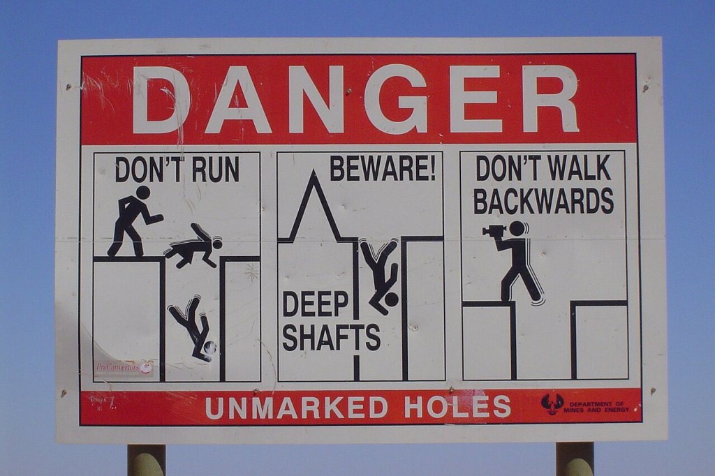 Coober Pedy Warning sign