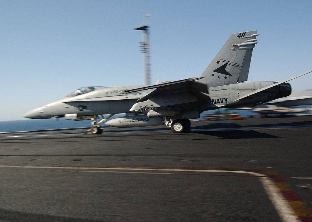 An F/A-18C Hornet assigned to the "Sunliners" of Strike Fighter Squadron Eight One (VFA-81) l...