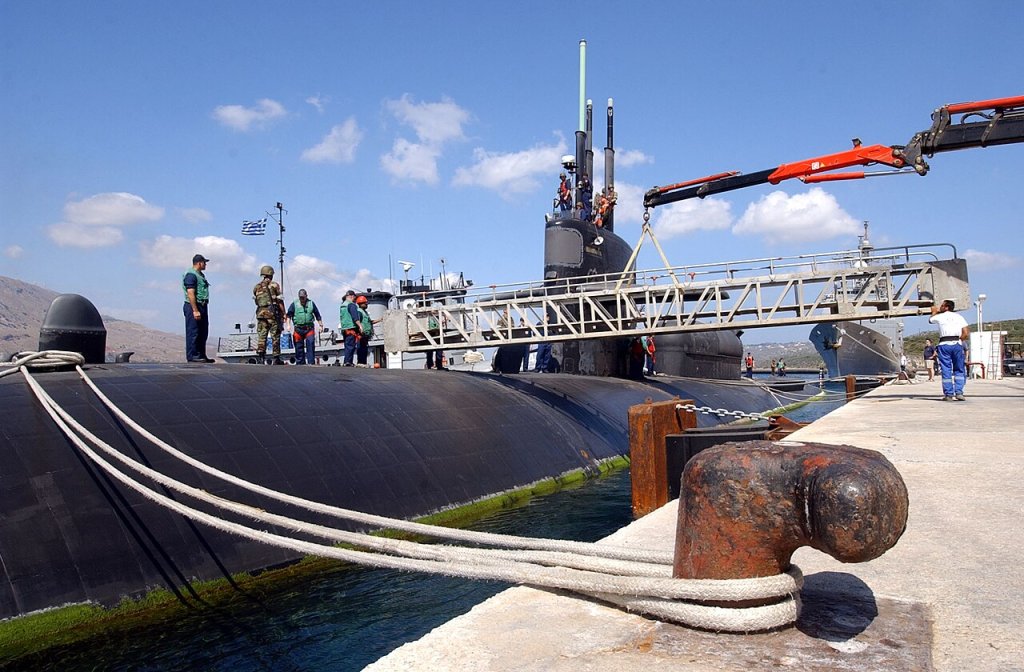 Souda Bay, Crete, Greece (July 19, 2004) - The Los Angeles-class attack submarine USS Dallas
