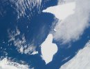 ISS008-E
